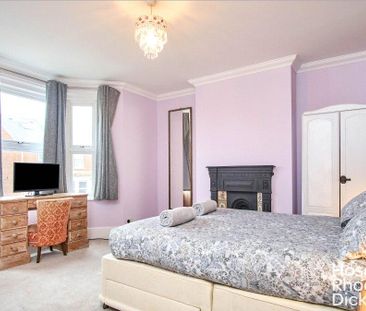 3 bedroom semi-detached house to rent - Photo 6