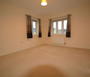 3 bedroom detached house to rent - Photo 3