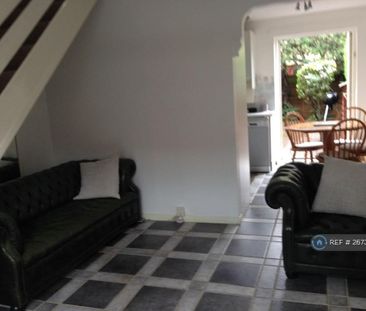 2 bedroom terraced house to rent - Photo 4