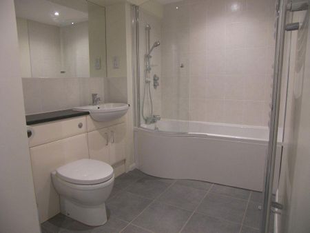 1 bedroom flat to rent - Photo 4