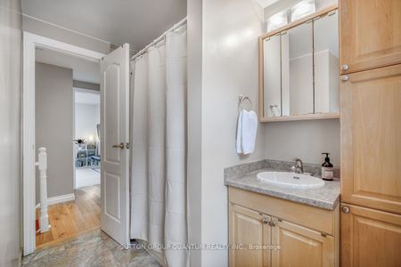 For Lease - 3009 Olympus Mews, Mississauga, Ontario - Photo 2