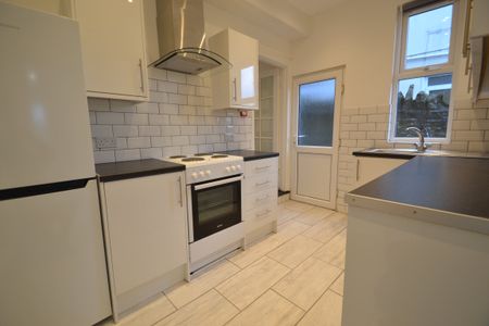 1 bed flat to rent in Newport Road, Roath, CF24 - Photo 3