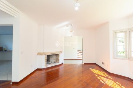 Casa com 5 quartos e 298m² para alugar em Vila Assunção, Porto Alegre. - Photo 2