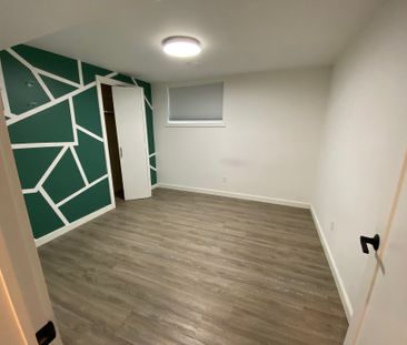 For Lease - 40 59th Street Unit# Lower, Wasaga Beach, Ontario - Photo 2