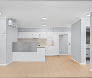 Stylish 2-Bedroom Apartment in Varsity Views, Burleigh Waters - Photo 5