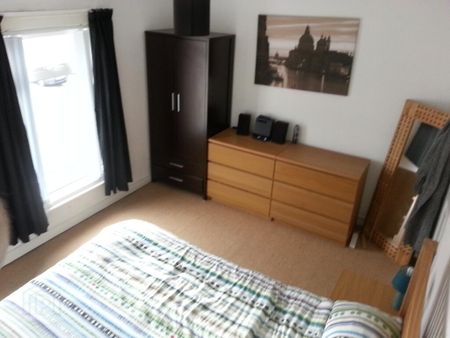 46 Hatton Drive, Belfast, BT6 9BD - Photo 4