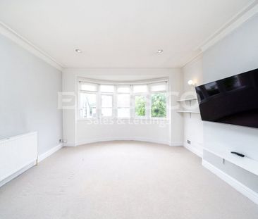 Millway, NW7, London - Photo 2