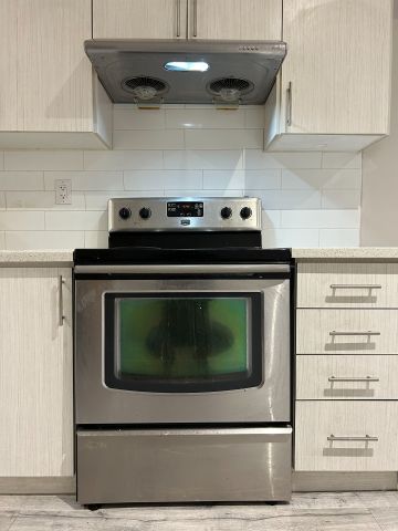 For Lease - 105B Pitt Ave. Avenue Unit# Basement, Toronto, Ontario - Photo 2