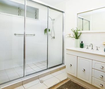 Spacious Four-Bedroom Family Home with Multiple Living Areas & Qual... - Photo 6