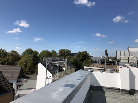 Neubau Penthouse-Wohnung mit 170 m² Terrassen – im LCC! Aufzug! Garage! - Photo 4