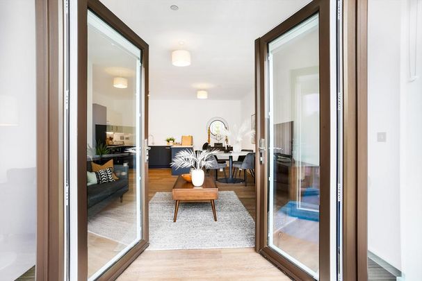 2 bedroom flat to rent - Photo 1