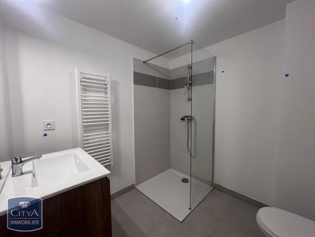 Location Appartement 2 pièces 46m² AVIGNON 84000 - Photo 2