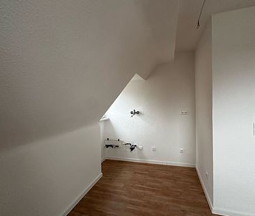 1-Zimmer Dachgeschosswohnung mit Wohnküche in Köln - Foto 4