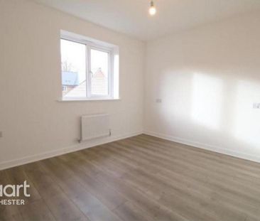3 bedroom detached house to rent - Photo 2
