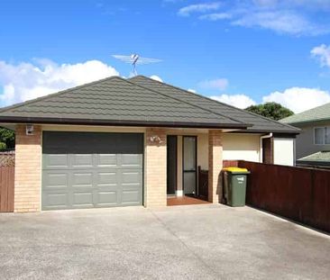 3 bedroom family home with fenced garden space - Photo 5