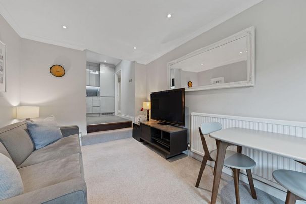 2 bedroom flat to rent - Photo 1