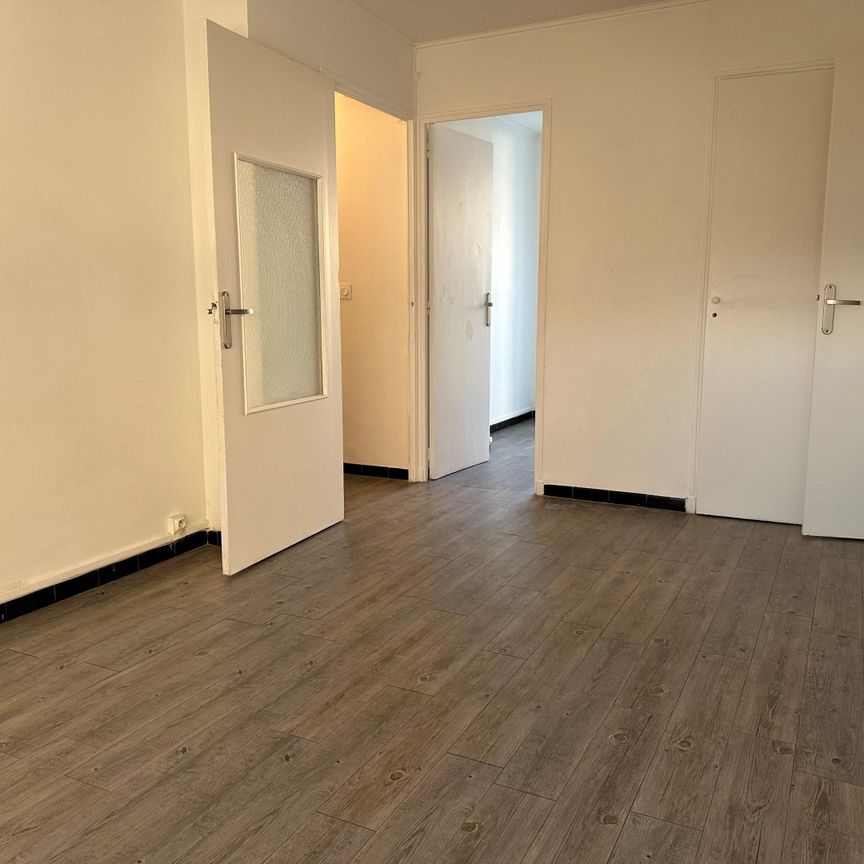 Location appartement Marseille 15ème (13015) - Photo 1