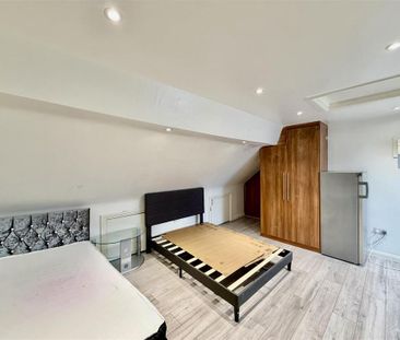 3 bedroom apartment to rent - Photo 5