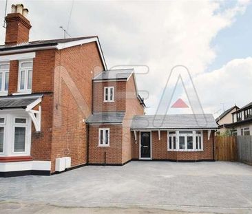 St. Johns Road, Caversham, Reading, RG4 - Photo 1