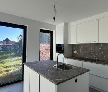 Woning te huur in Overpelt voor € 1.375 met 3 slaapkamers - Foto 4