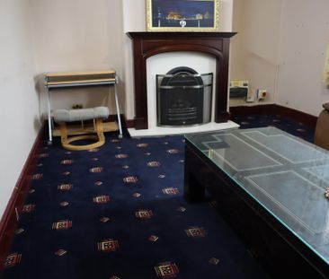 3 bedroom terraced house to rent - Photo 4