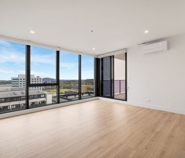 Elevated Lifestyle in the Heart of Woden - Photo 3