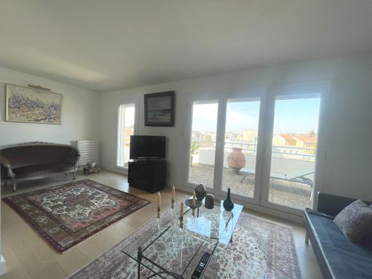 Location Appartement 4 pièces 105m² ROMANS SUR ISERE 26100 - Photo 1