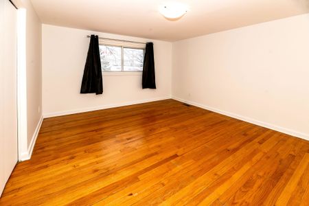 For Lease - 3 Farlane Boulevard, Cityview - Parkwoods Hills - Rideau Shore, Ontario - Photo 2