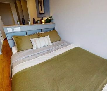 Bronze Studio - Photo 3