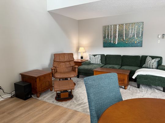 For Lease - 2 Trafalgar Road Unit# 2, Collingwood, Ontario - Photo 1