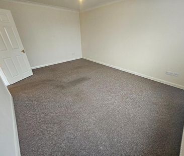 2 bedroom semi-detached house to rent - Photo 3