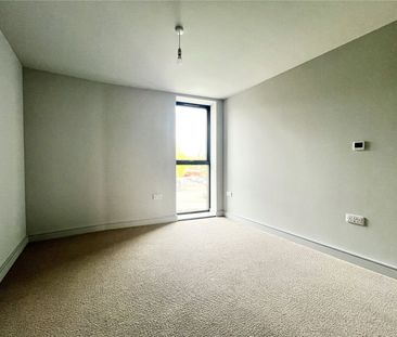 1 Bedroom - Photo 3