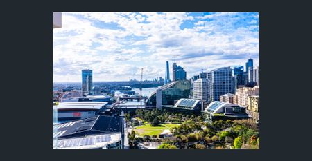 Level 26 Luxury apartment with Harbour View in the heart of darling harbor for lease! - Photo 3