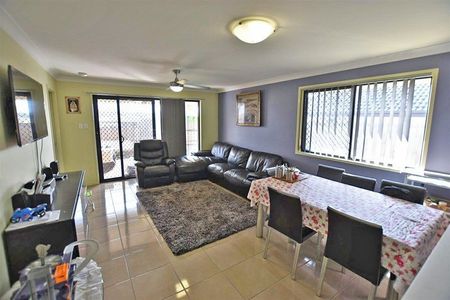 Quiet Living in a Convenient Location - Photo 4