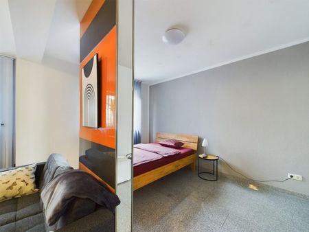 Praktische und moderne 1-Zimmer Wohnung/Büro zur Miete in hervorragender Heidesheimer Lage! - Foto 2