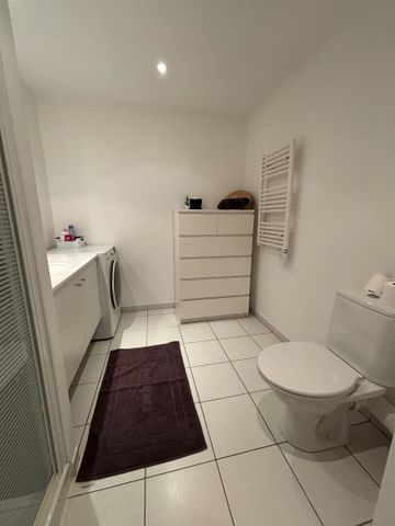 Location Appartement 2 pièces 42m² - Photo 5
