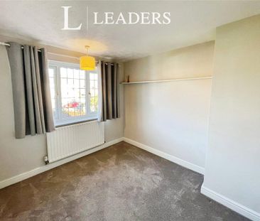 3 bedroom detached house to rent - Photo 5