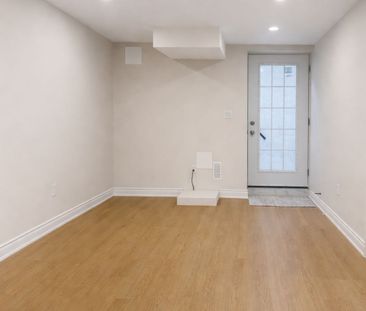 For Lease - 25 Delport Close, Brampton, Ontario - Photo 4