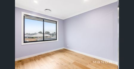 Modern Family Living in a Peaceful Parkside Setting - Photo 5