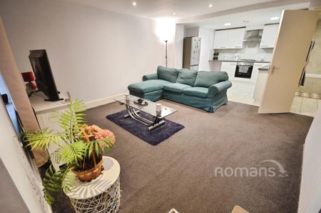 1 bedroom flat to rent - Photo 3