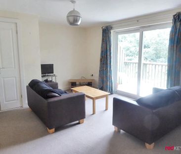 2 bedroom flat to rent - Photo 6