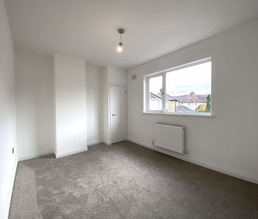 Margaret Avenue, Newport - Photo 1