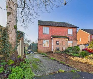 Crookham Close, Tadley, RG26 - Photo 1