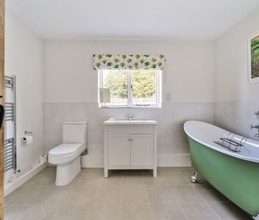 3 bedroom barn to rent - Photo 2