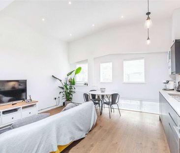Cree Studios, Elm Grove, Wimbledon, London, SW19 4BW - Photo 1