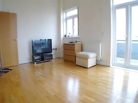 2 bedroom flat to rent - Photo 5