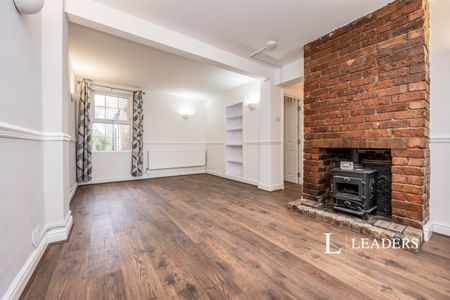 5 bedroom house to rent Church Walk, Kempston, Bedford, Bedfordshire, MK42 - Photo 2