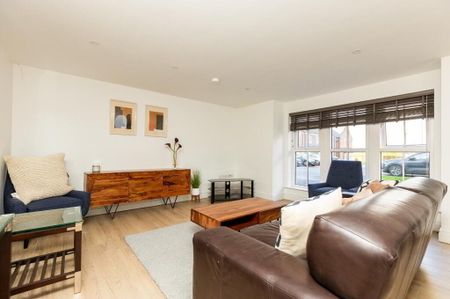 Apt 1, 15 Ballantine Square, Lisburn, BT27 5FU - Photo 2