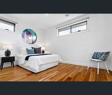 2/36 Bales Street, Mount Waverley, Vic 3149 - Photo 1
