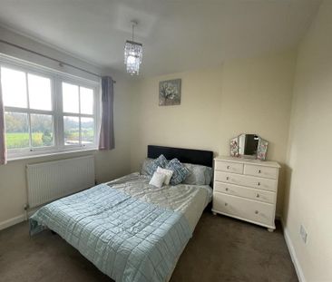 3 bedroom semi-detached house to rent - Photo 6